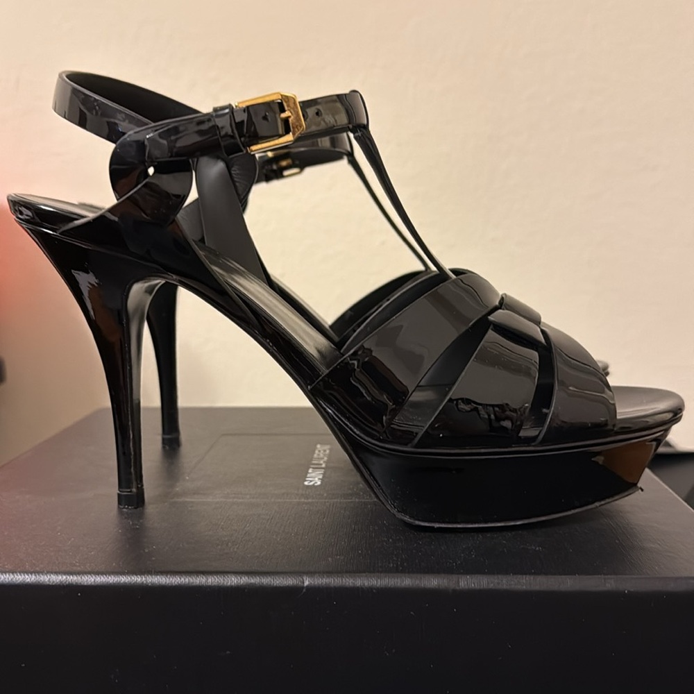 Yves Saint Laurent Tribute Sandal